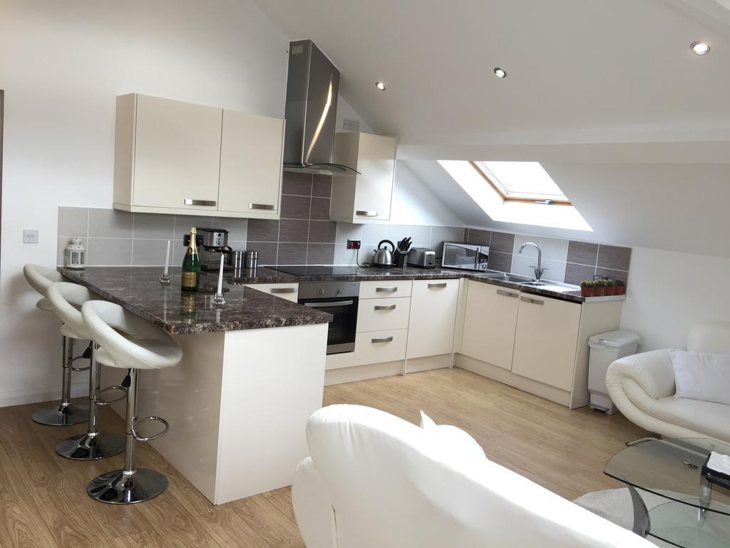 Grosvenor House Apartment Cardiff Phòng bức ảnh